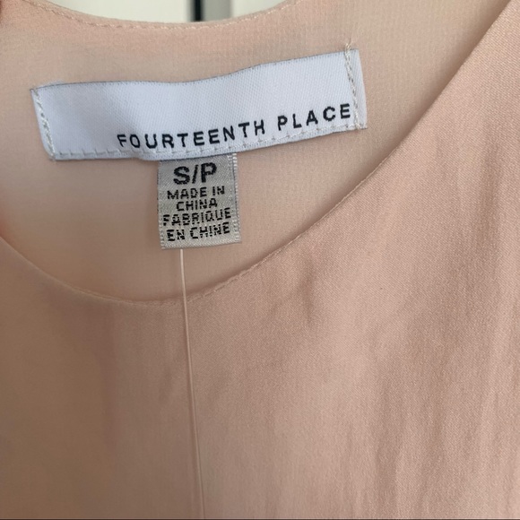 Light pink pleated skirt dress - Picture 2 of 6